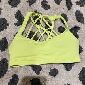 LULULEMON FREE TO BE WILD BRA - SIZE 4